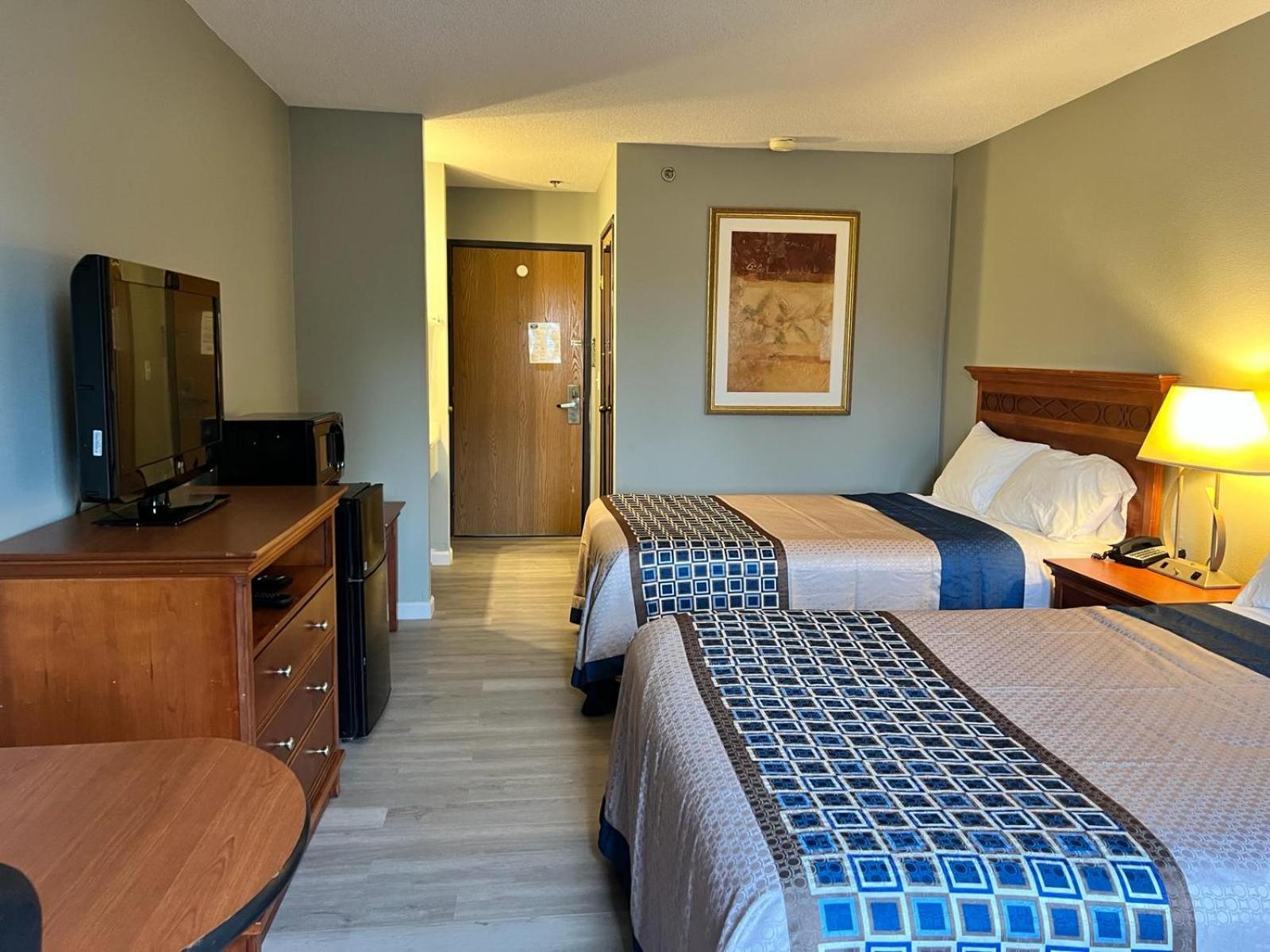 Royal Inn Suites Huntington Bagian luar foto